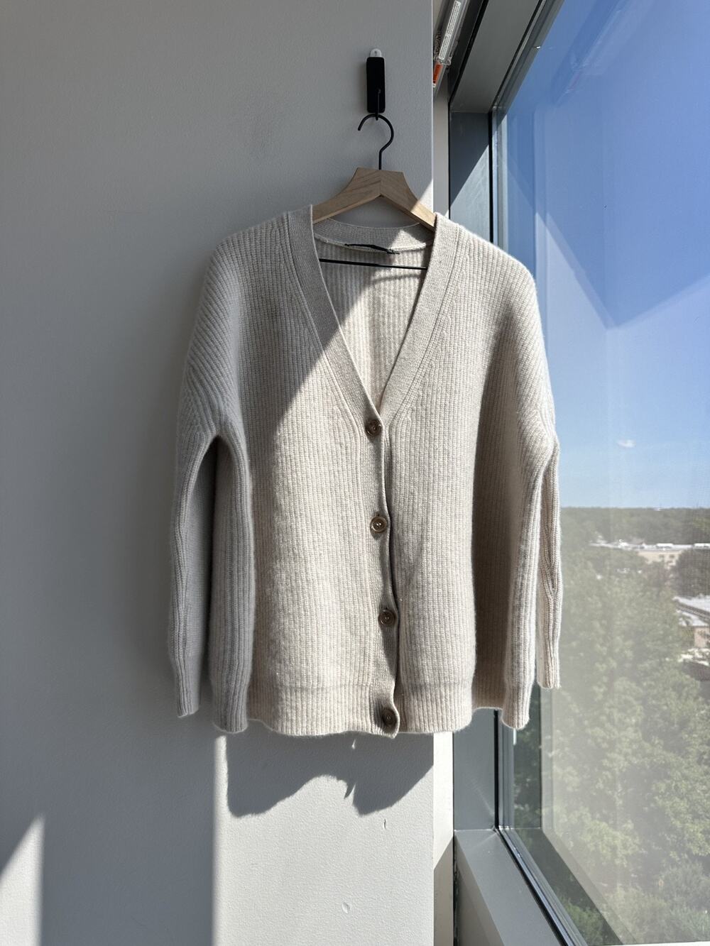 Jenni Kayne 100% Cashmere Oatmeal Color Cocoon Cardigan Sweater Sz M